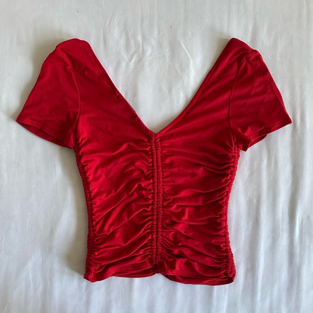 Forever 21 - Red Short-Sleeve Ruched Crop-Top